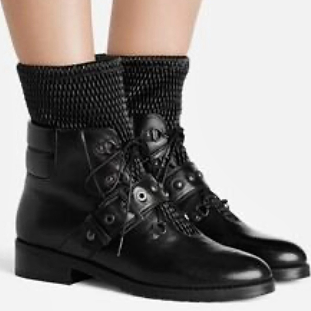 STUART WEITZMAN The Stitchwork Combat Ankle Boots in Black Nappa Leather Sz 7.5